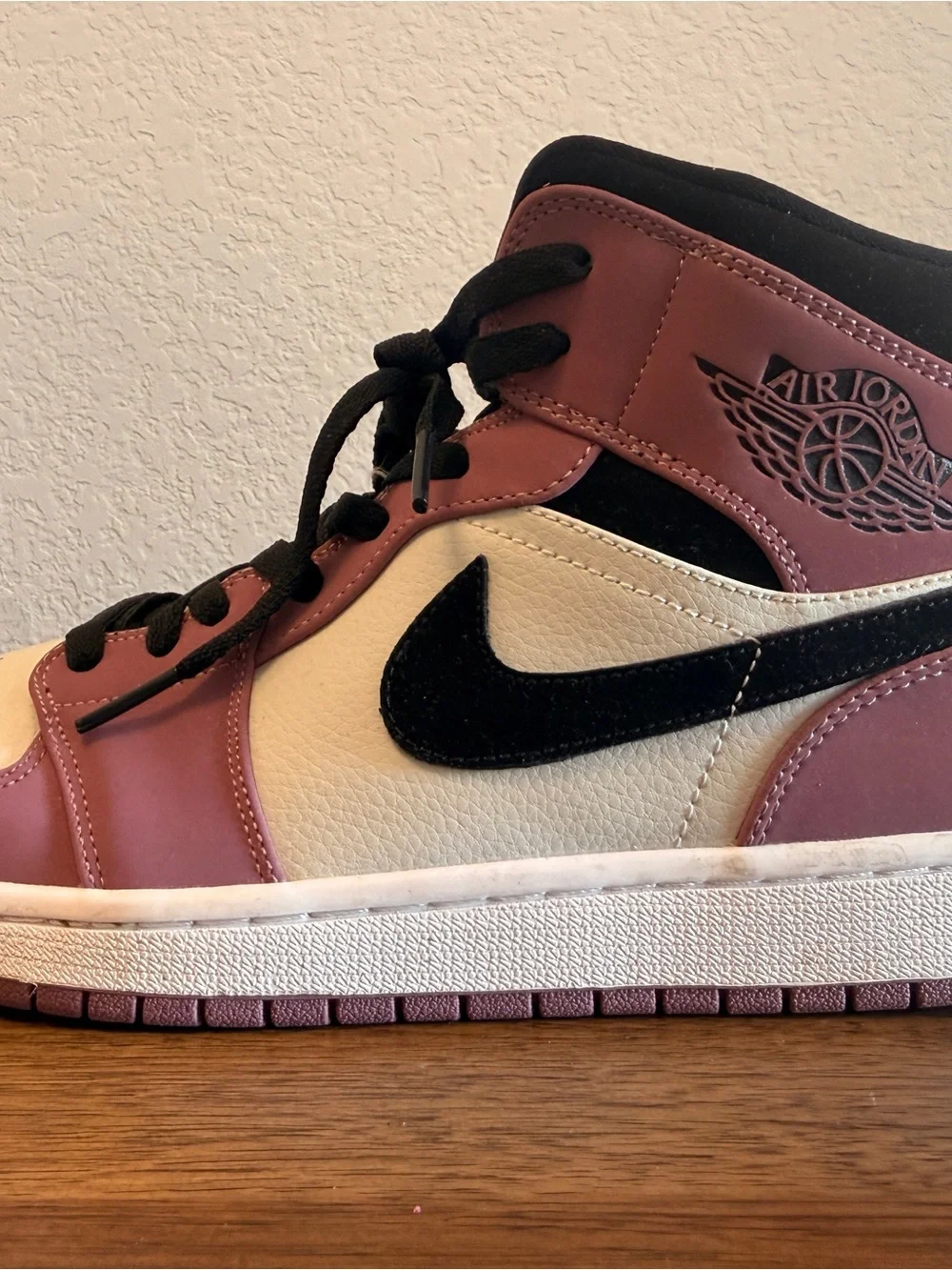 Jordan Men’s/Women’s High-Top Sneakers in Pink Black Cream
